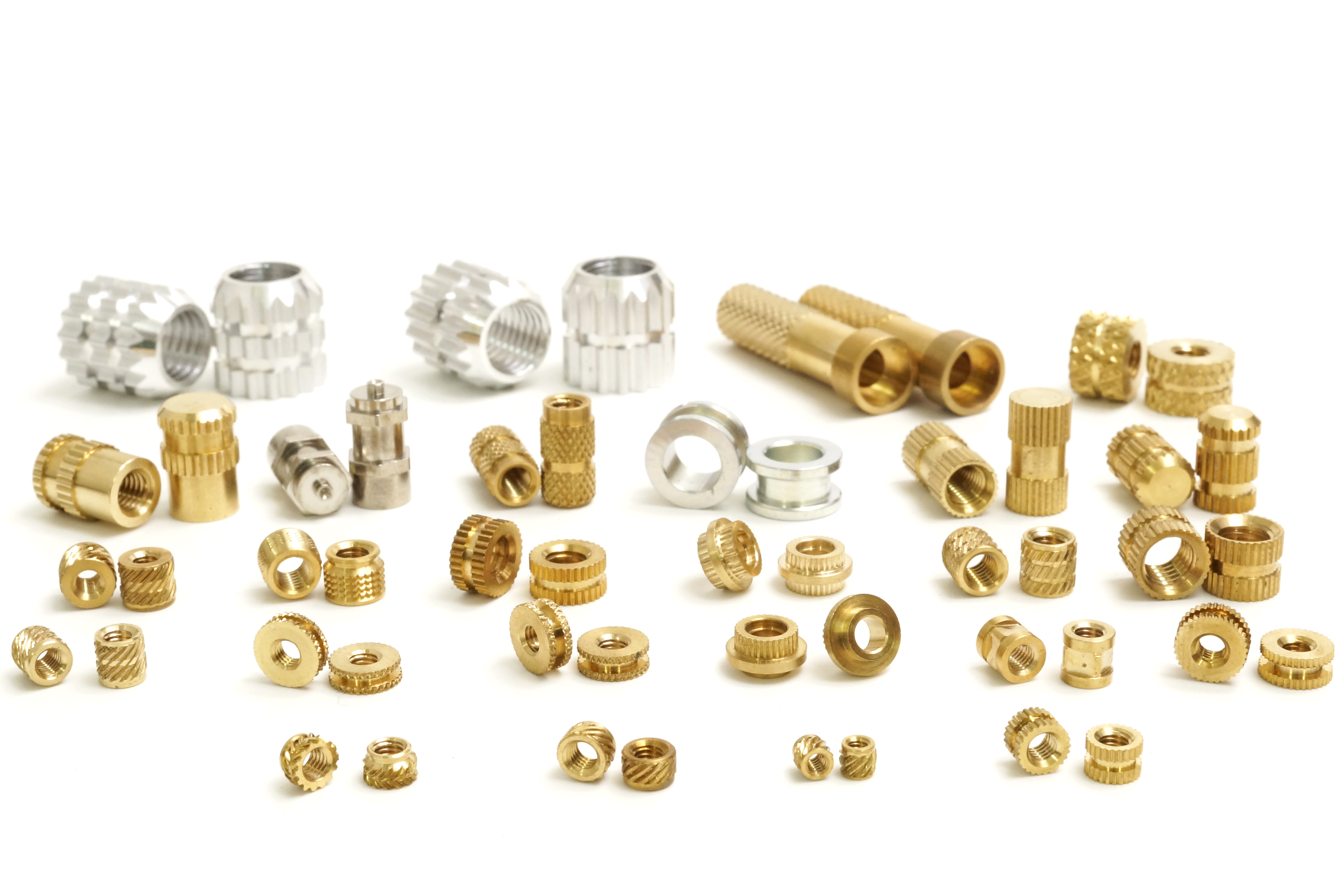 Brass threaded inserts for plastic injection molding manufactured with Swiss CNC & CAM machining by AVF Decolletage.